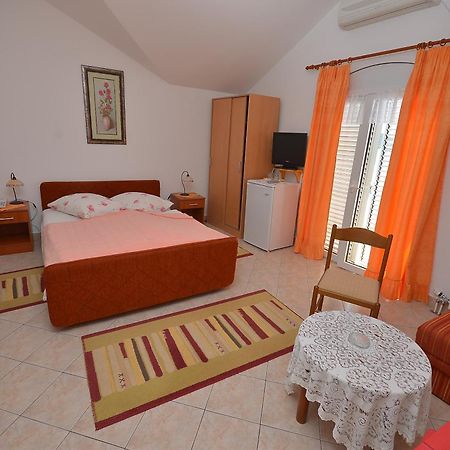 تْشيرسيك نوفي Hotel Vila Margot الغرفة الصورة