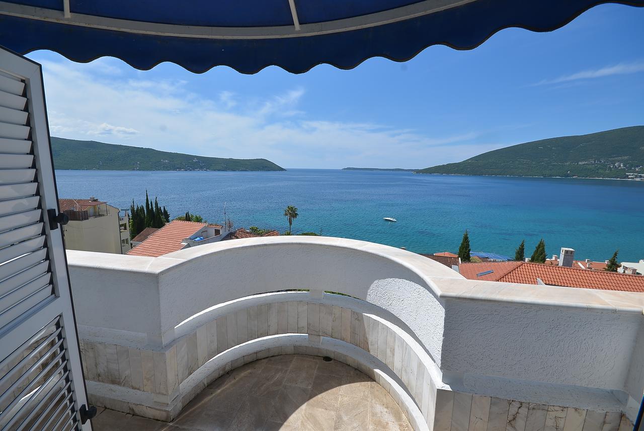 تْشيرسيك نوفي Hotel Vila Margot المظهر الخارجي الصورة